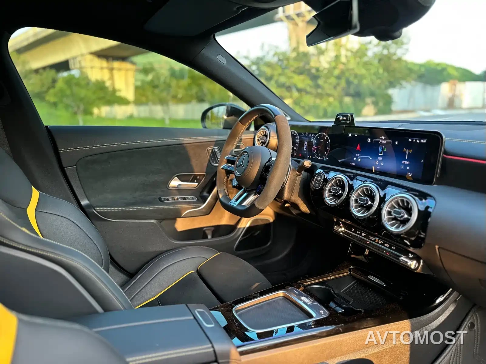 Mercedes-Benz CLA AMG 2025 AMG CLA 45 S 4MATIC+ — фото 15