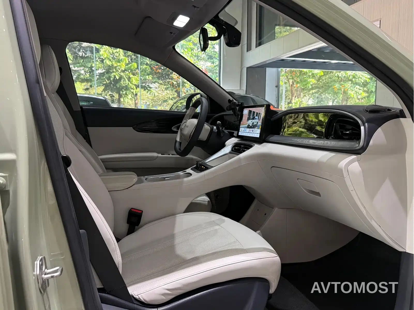 Geely Galaxy Starry Wish 2025 310km Youth Edition — фото 13
