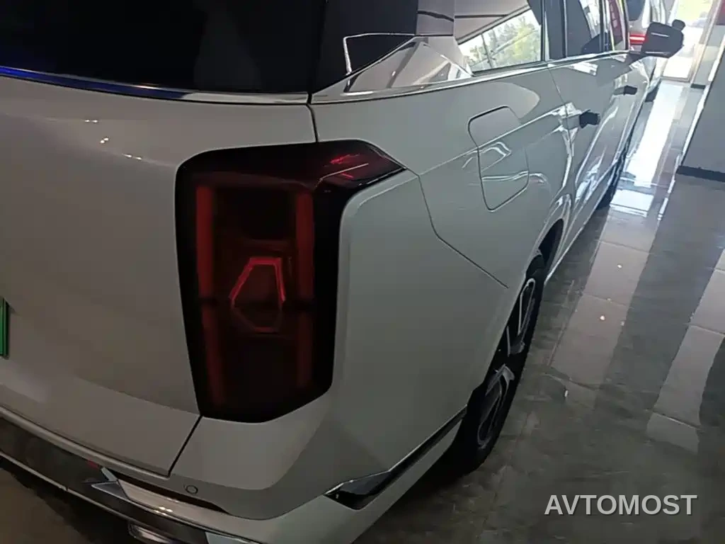 GAC Trumpchi ES9 2024 Model PHEV 143km Max — фото 8