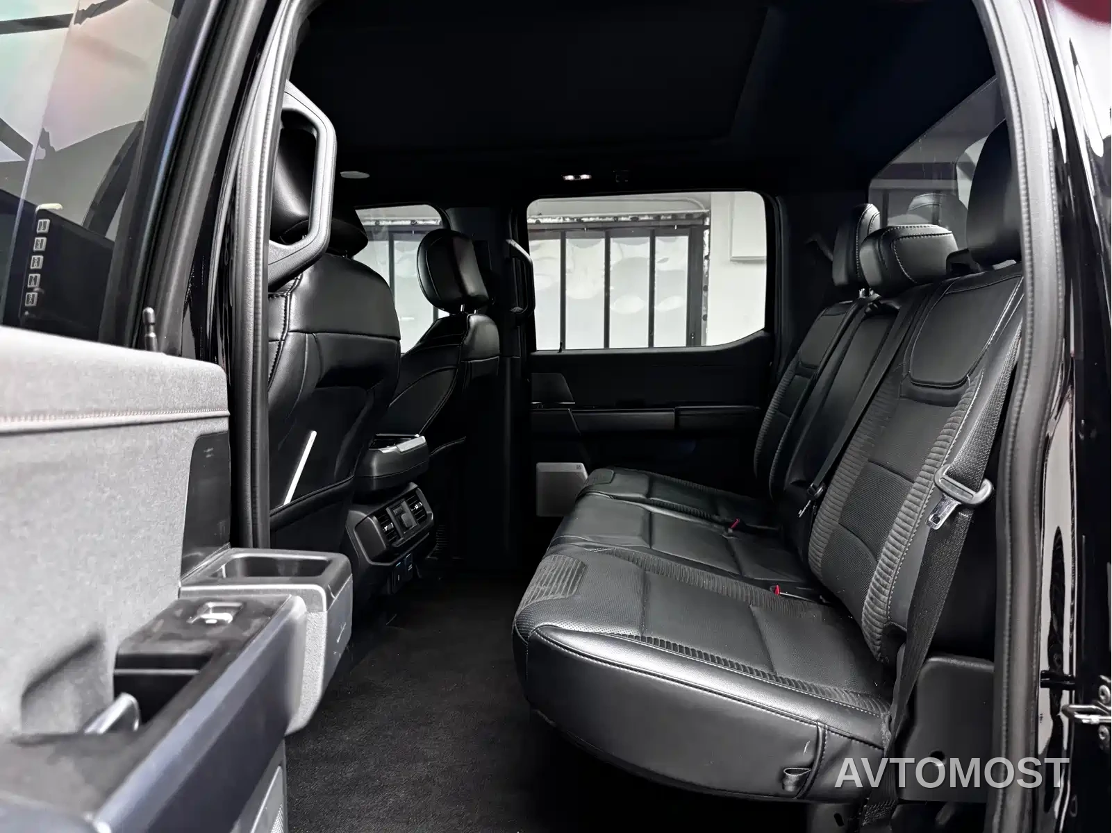 Ford F-150 Raptor 2023 3.5T Raptor — фото 8