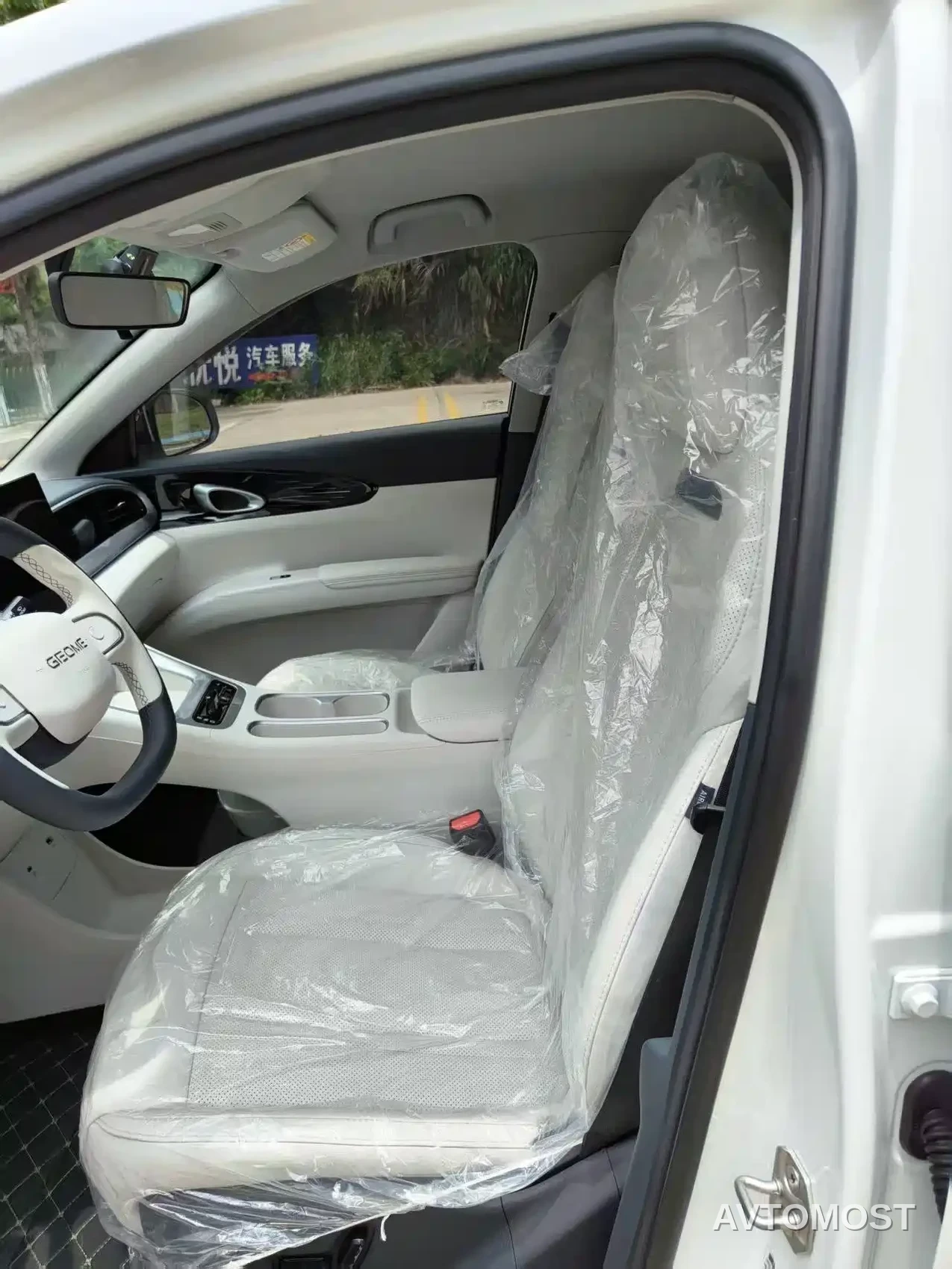Geely Galaxy Starry Wish 2025 UP 410km Explorer+ Edition — фото 6