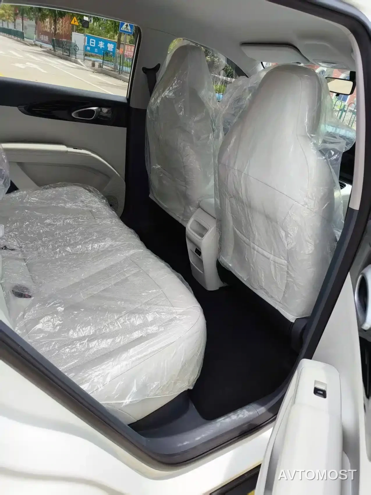 Geely Galaxy Starry Wish 2025 UP 410km Explorer+ Edition — фото 7