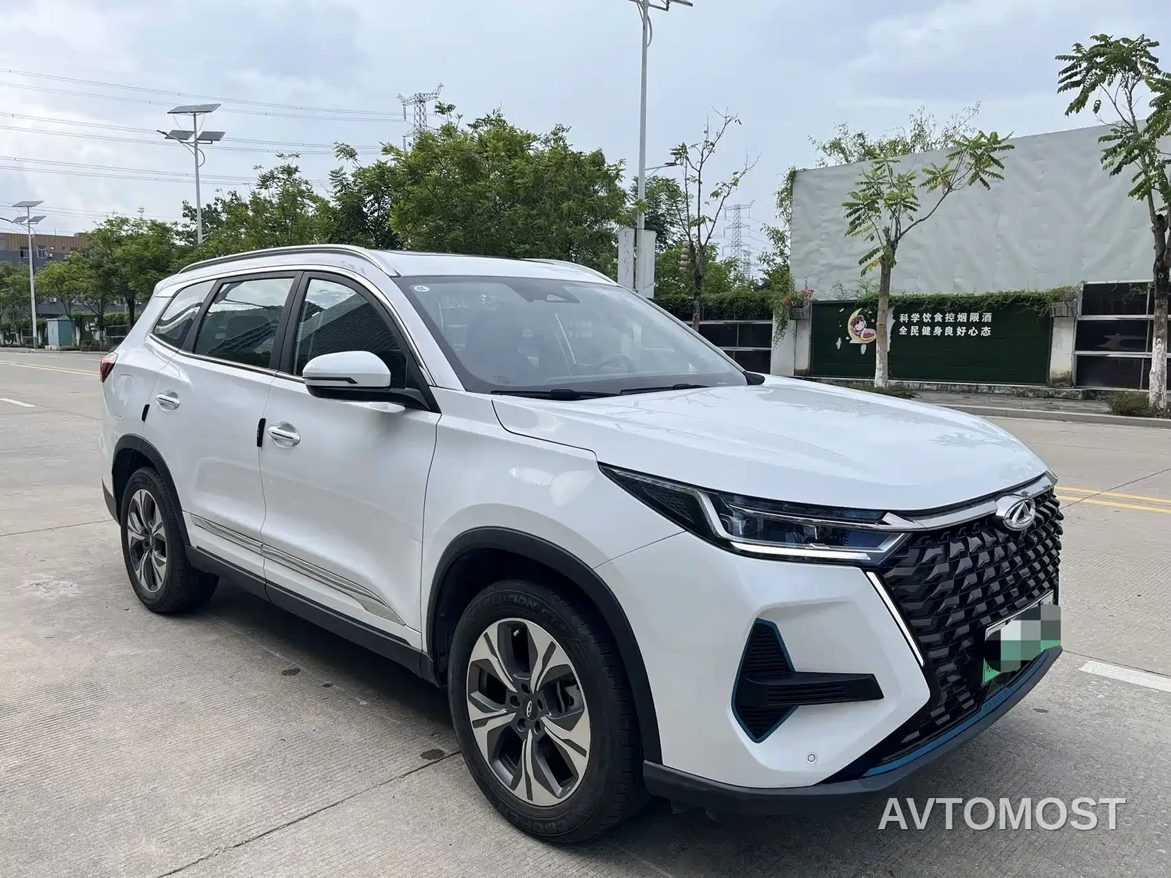 Chery Tiggo 8 PRO EV 2023 1.5T Premium Edition — фото 3