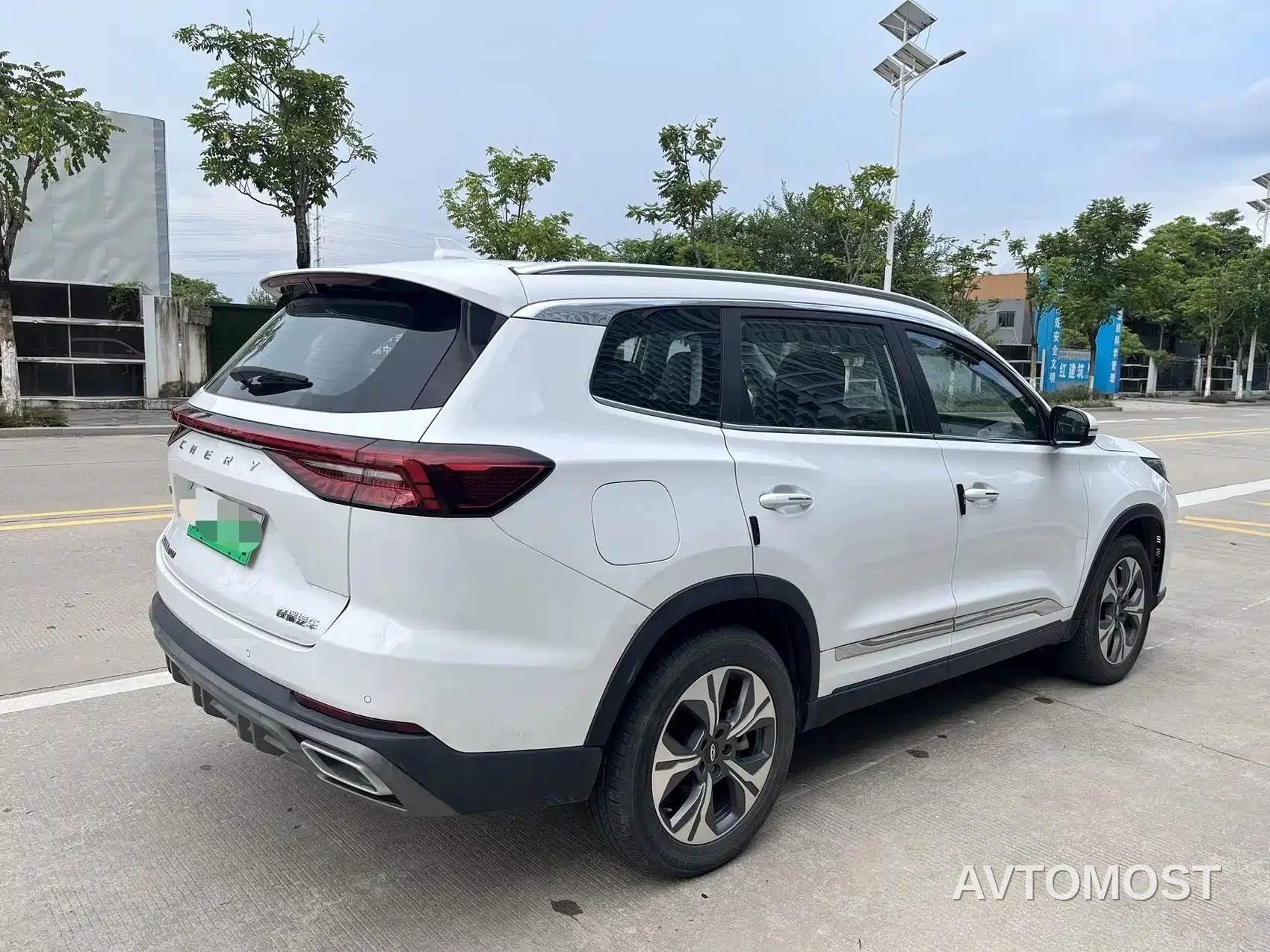 Chery Tiggo 8 PRO EV 2023 1.5T Premium Edition — фото 7