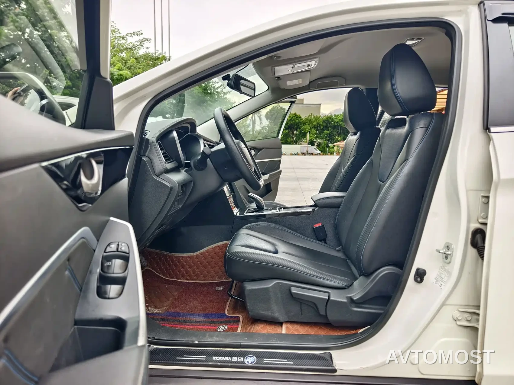 Venucia D60EV 2022 Standard Range Comfort Edition — фото 11