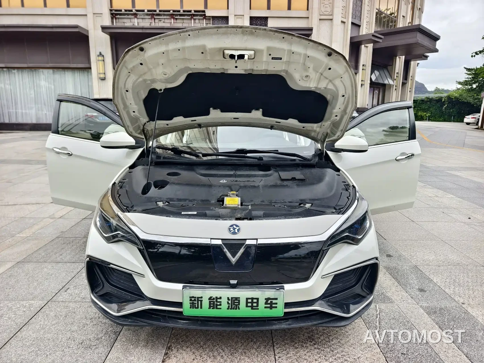 Venucia D60EV 2022 Standard Range Comfort Edition — фото 22