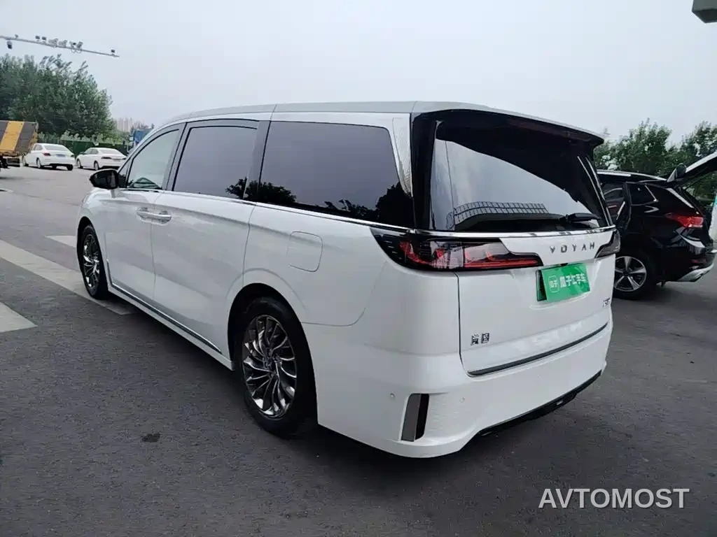 Voyah Dreamer 2022 Low-carbon Dream+Smart Package — фото 19