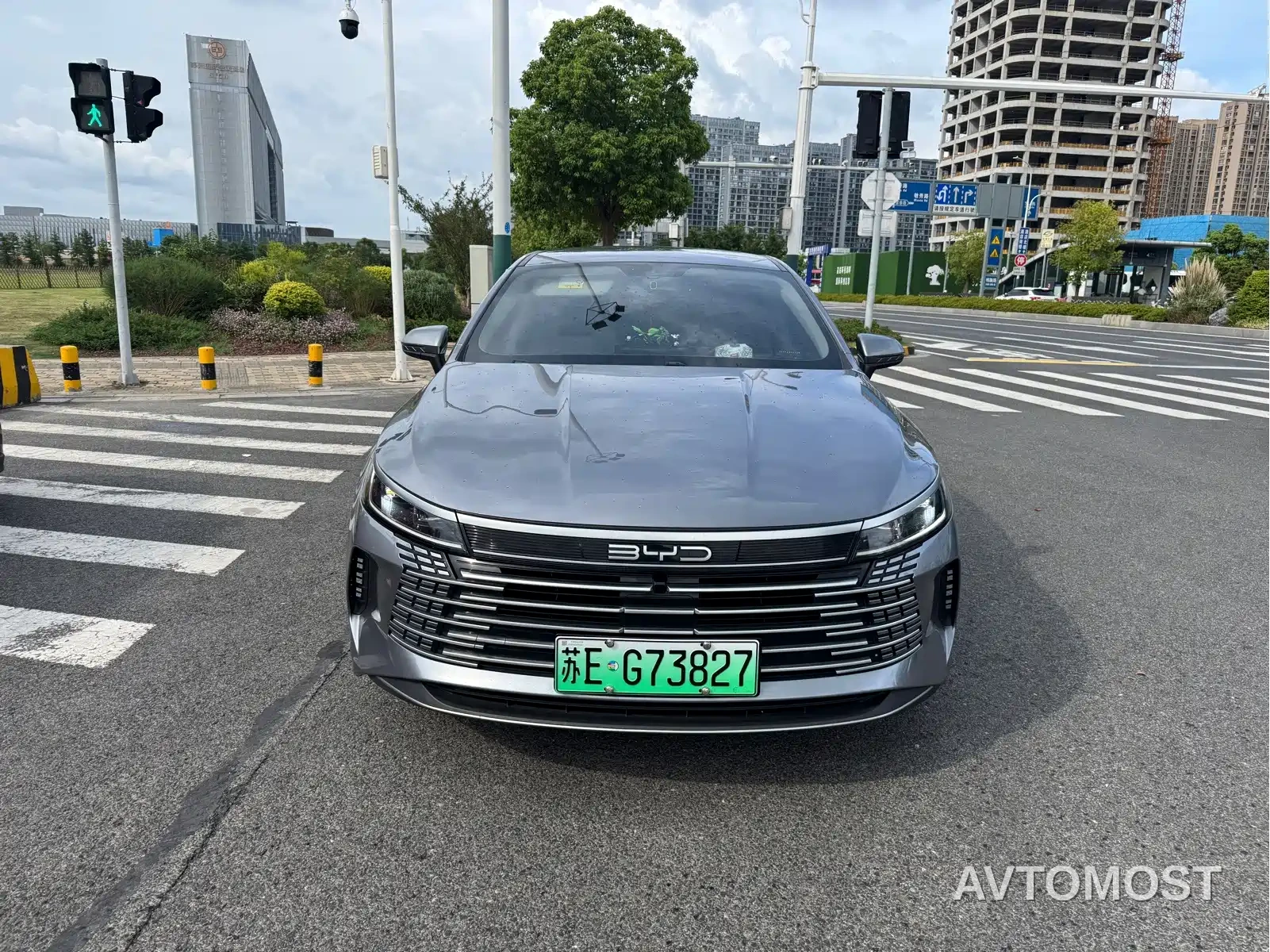 BYD Destroyer 05 2023 Champion Edition DM-i 55KM Premium — фото 2