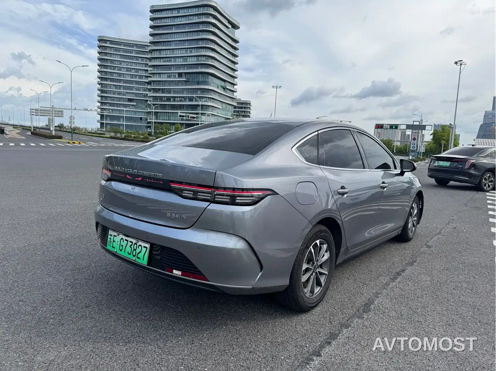 BYD Destroyer 05 2023 Champion Edition DM-i 55KM Premium — фото 6