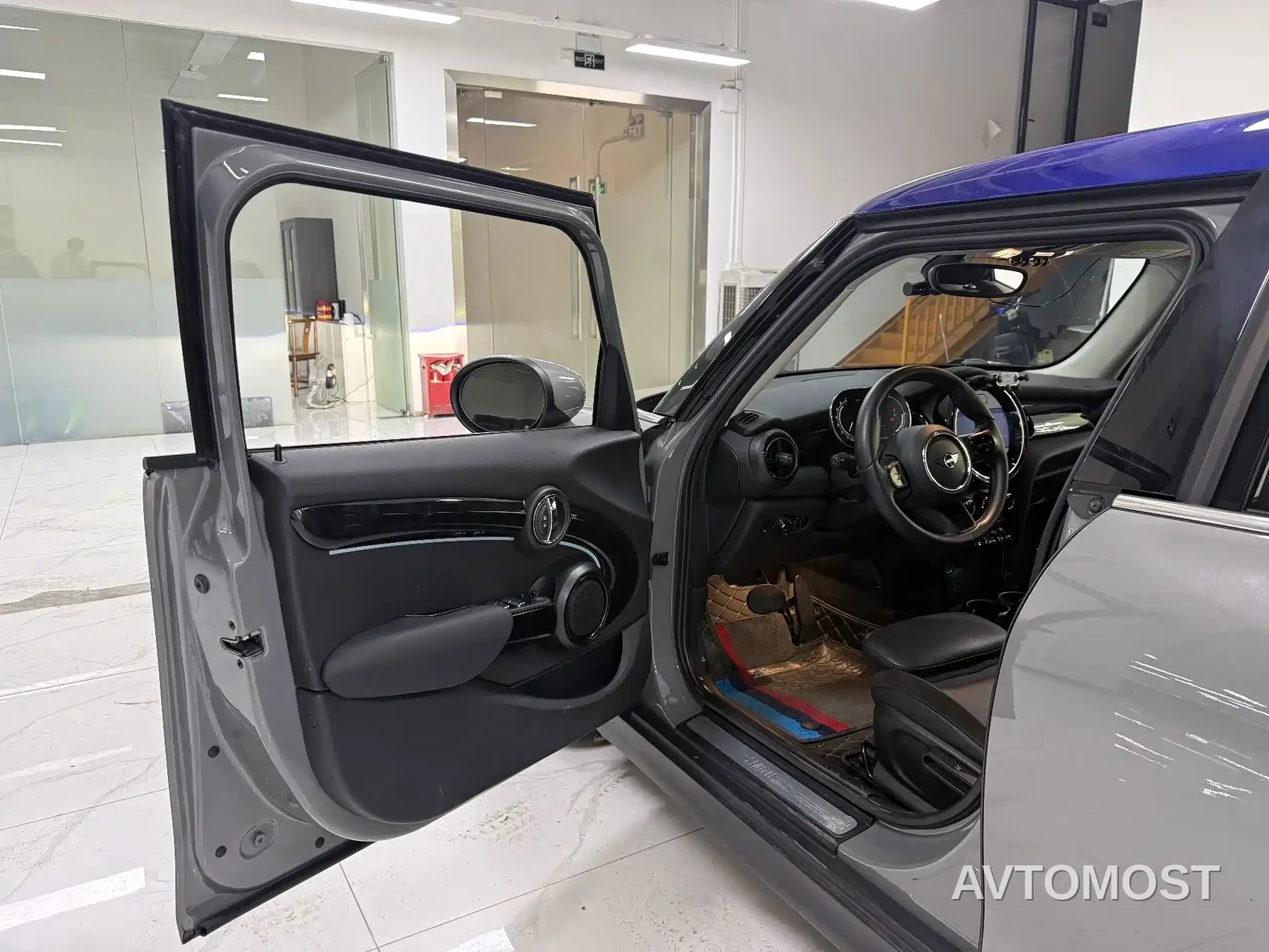 MINI 2022 1.5T COOPER 5-Door The Coopers Commemorative Edition — фото 7