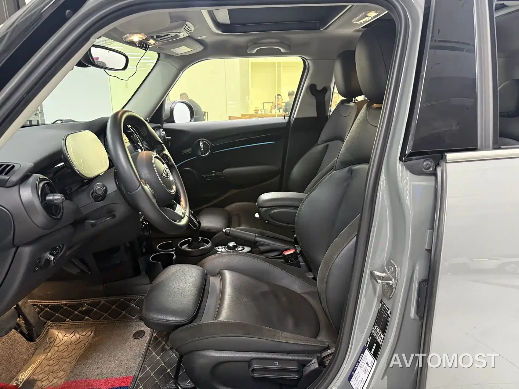 MINI 2022 1.5T COOPER 5-Door The Coopers Commemorative Edition — фото 10