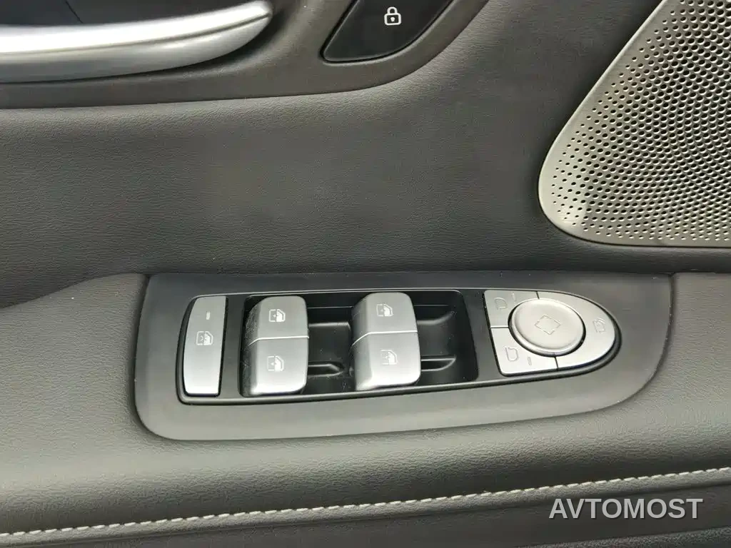 AITO M7 2022 1.5T AWD Luxury Edition — фото 9