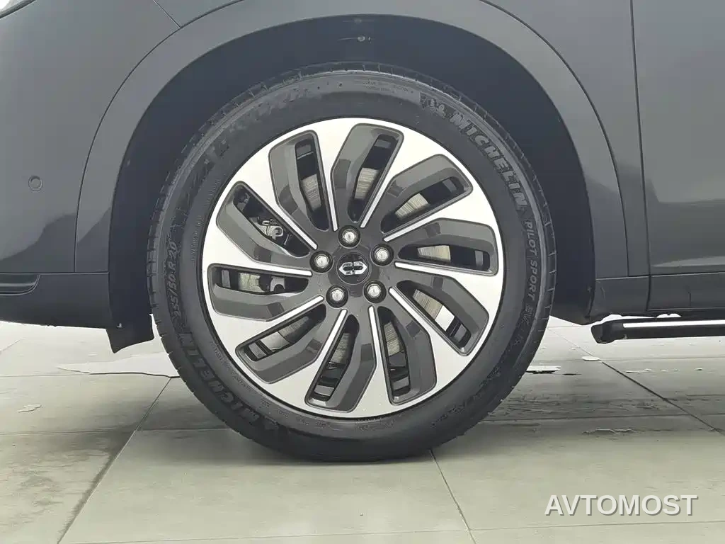 AITO M7 2022 1.5T AWD Luxury Edition — фото 16