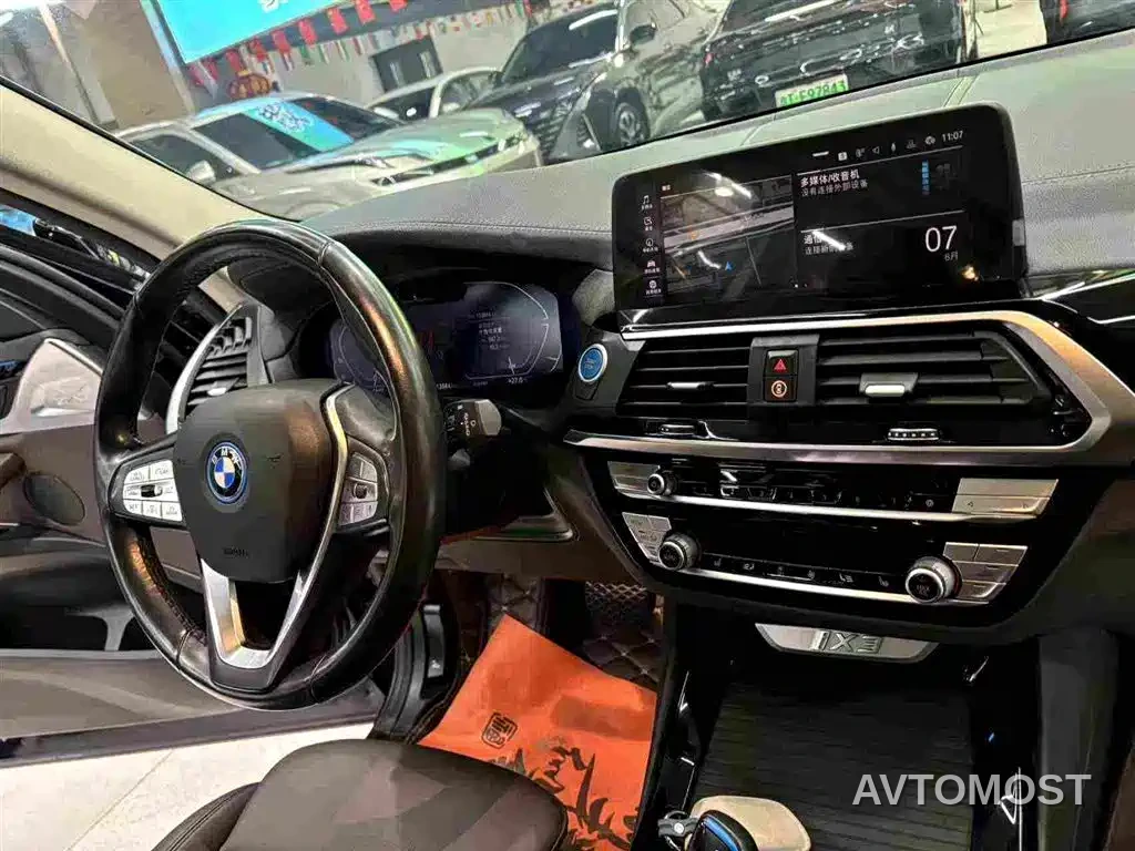 BMW iX3 2021 Facelift Leading — фото 22