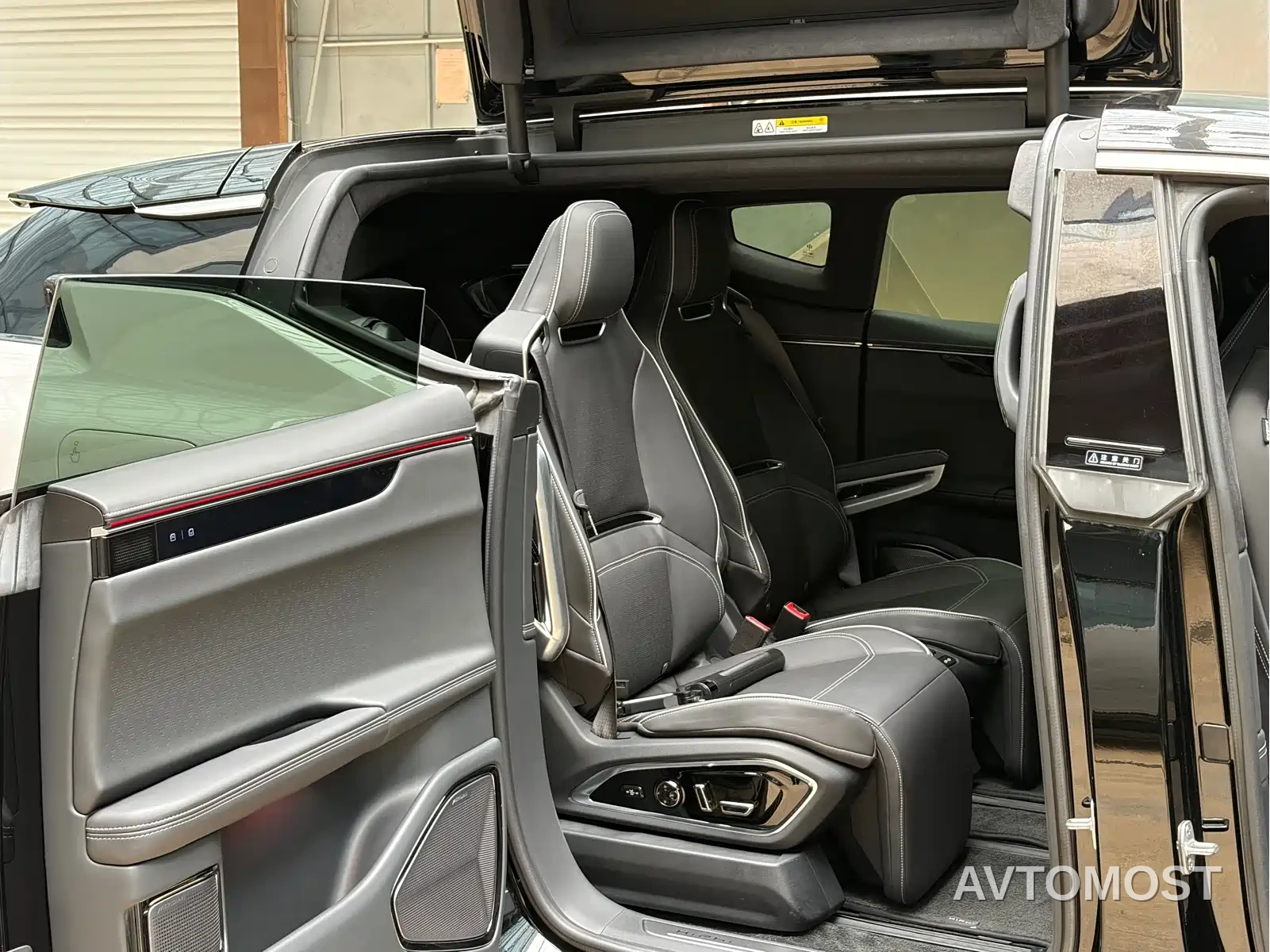 HiPhi X 2021 Luxury Edition 6-Seater — фото 8