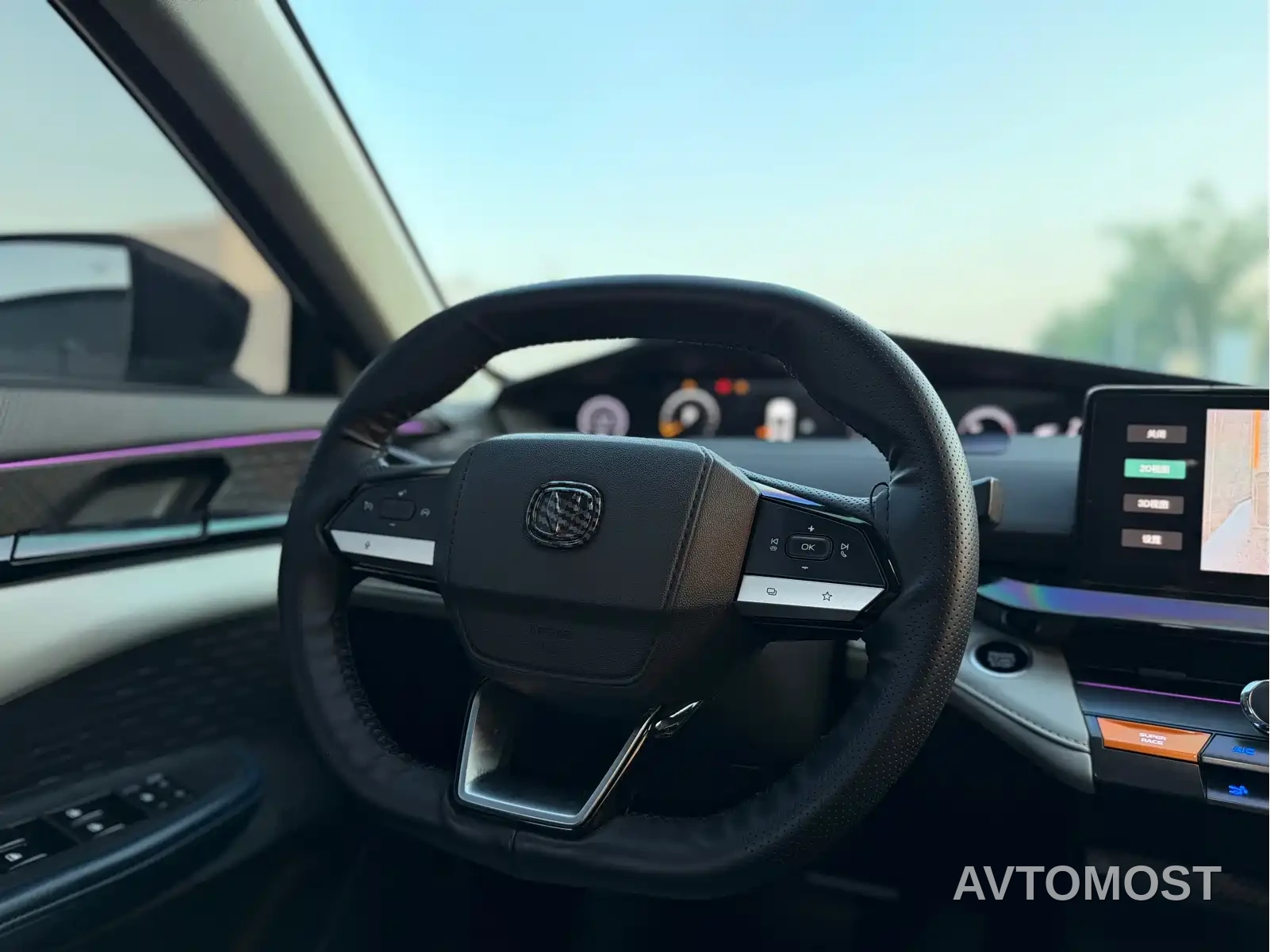 Changan UNI-V iDD 2023 ZhiDian iDD 1.5T 113km Smart Fun Edition — фото 13