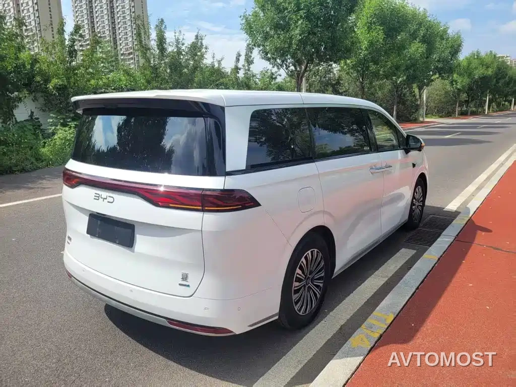 BYD Xia 2025 DM-i 1.5T 180km Excellence — фото 13