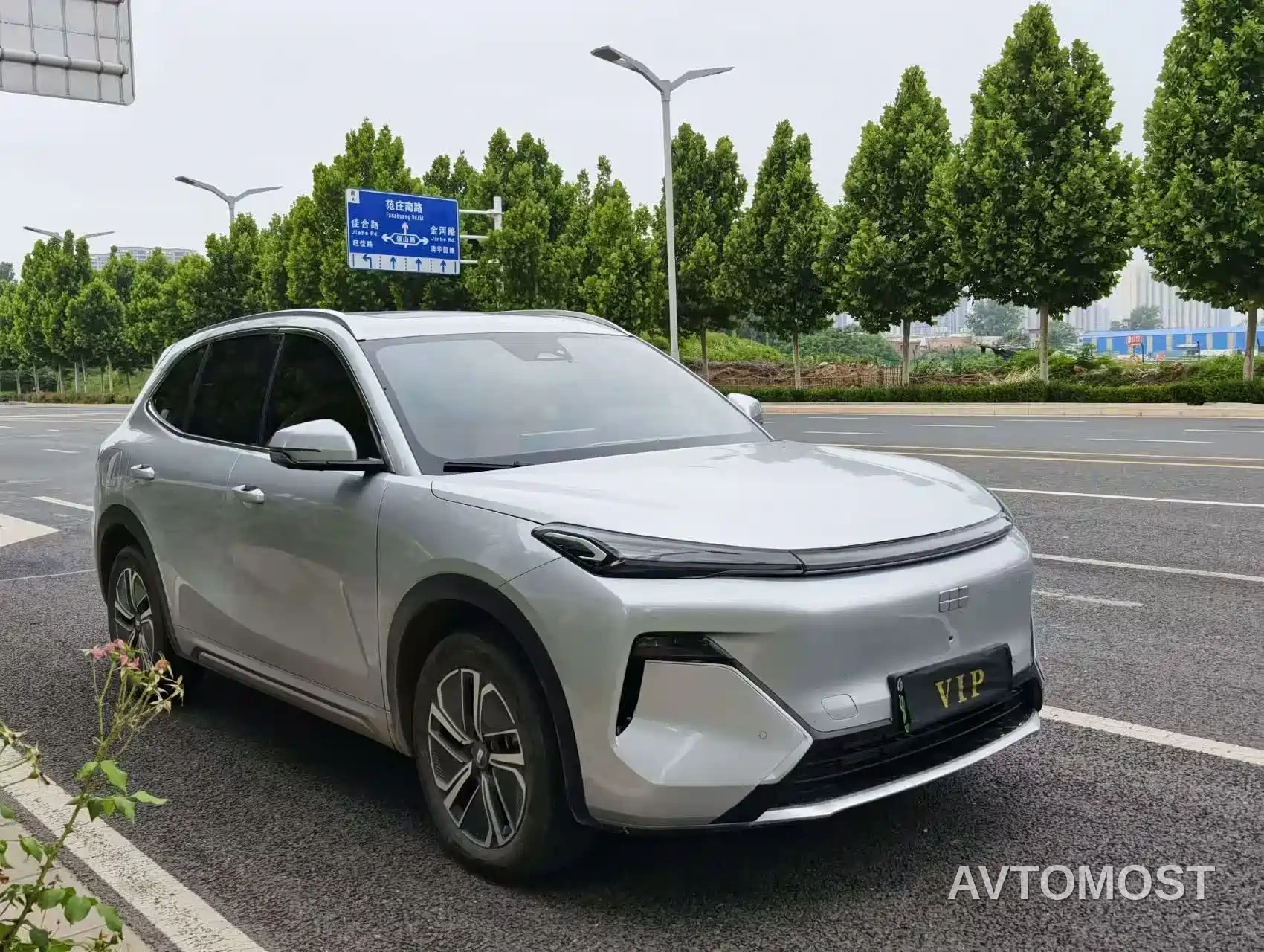 Geely Galaxy Starship 7 EM-i 2025 Model 120km Explorer+ Edition — фото 3