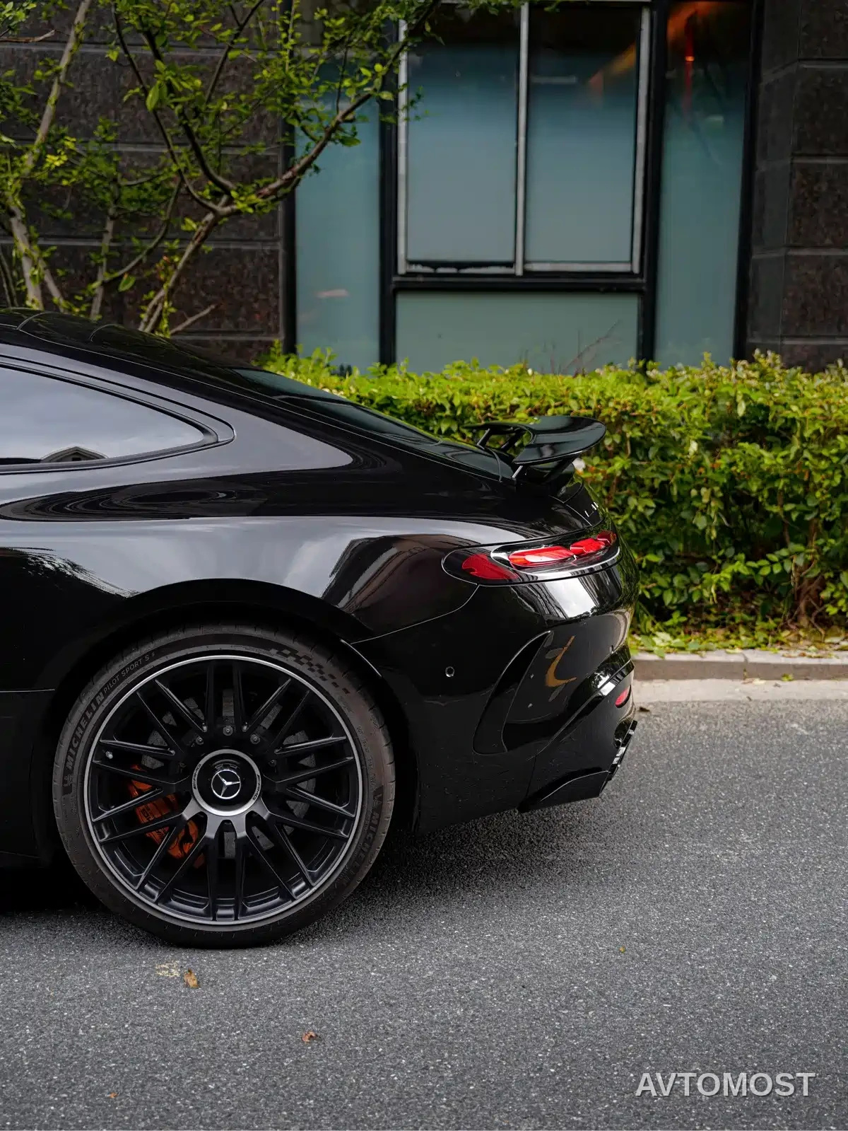 Mercedes-Benz AMG GT New Energy 2025 63 S E Performance — фото 6