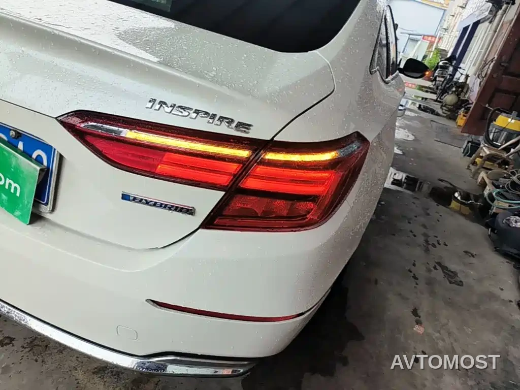 Honda Inspire 2019 Sharp Hybrid 2.0L Pure Elegance China VI — фото 6