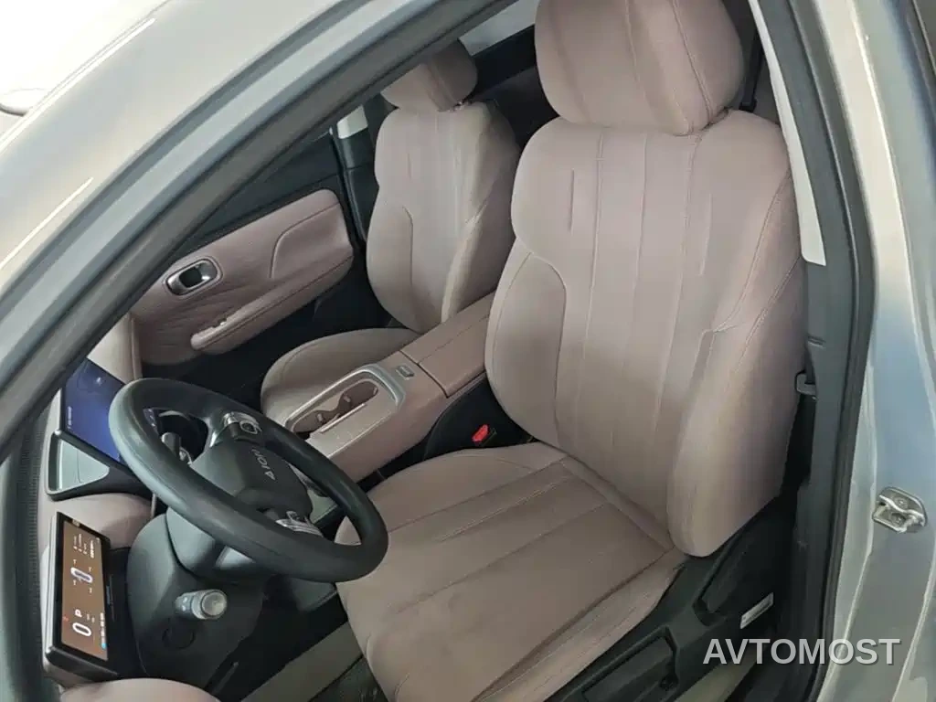 AION UT 2025 Model 330 Starlight Edition — фото 12