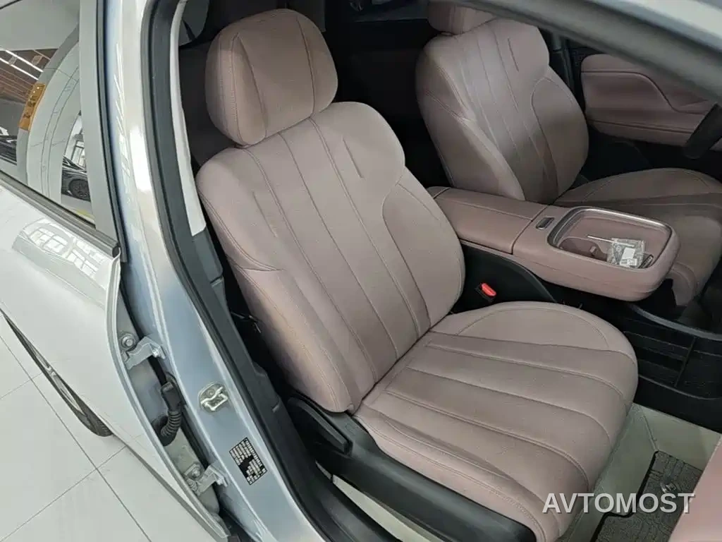 AION UT 2025 Model 330 Starlight Edition — фото 21