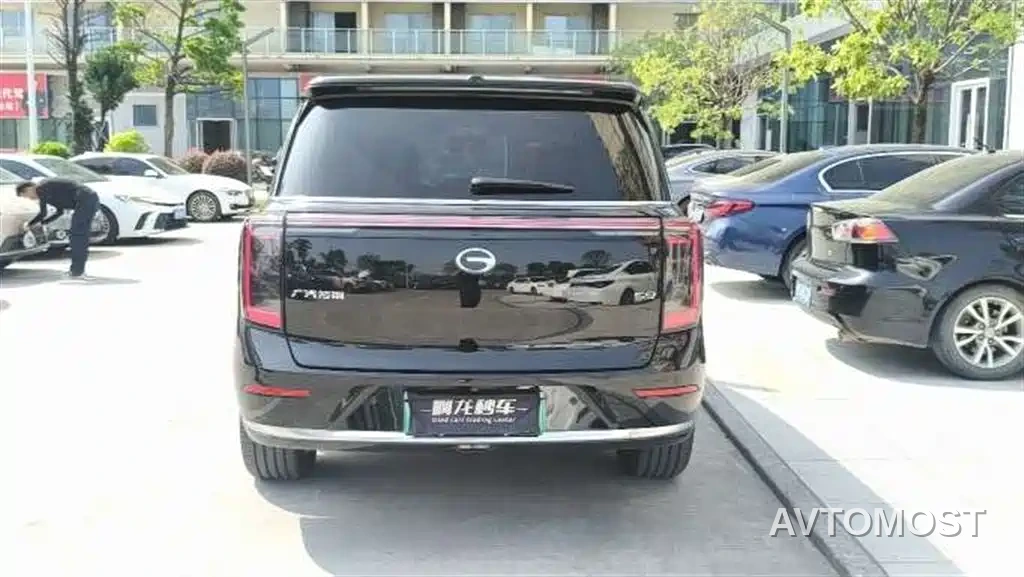 GAC Trumpchi Vision S9 2025 1.5T Hybrid Premium — фото 8