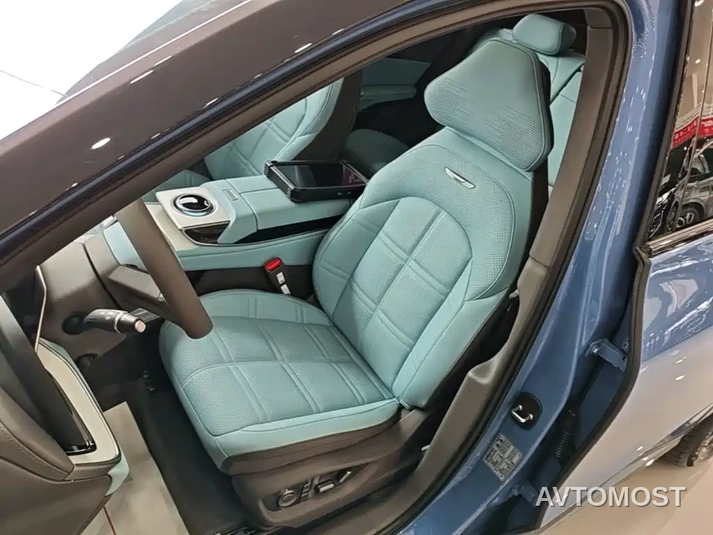 Hongqi Tian Gong 08 2025 730 Max RWD — фото 15