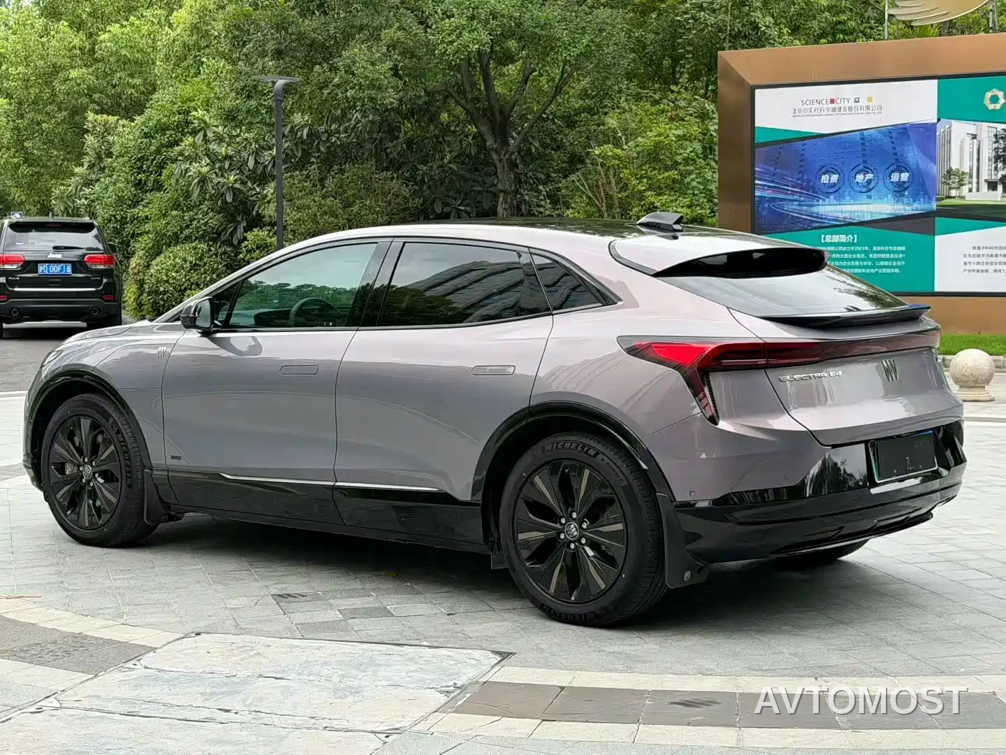 Buick E4 2023 Model GS Long Range AWD — фото 4