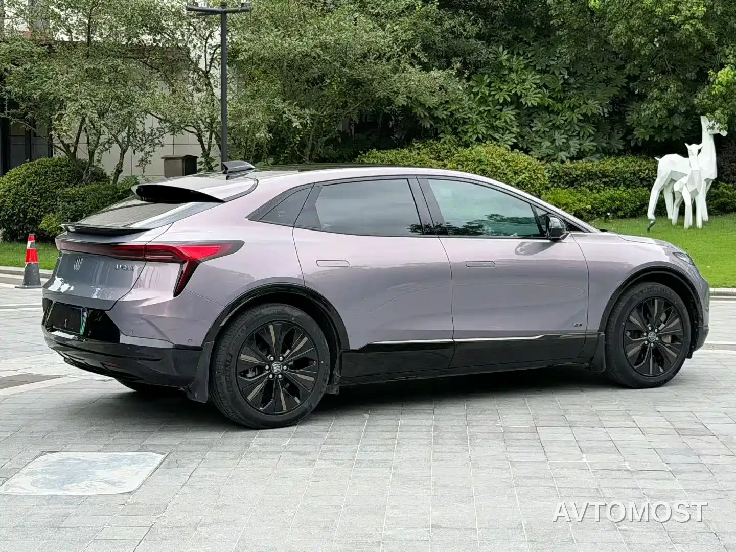 Buick E4 2023 Model GS Long Range AWD — фото 6