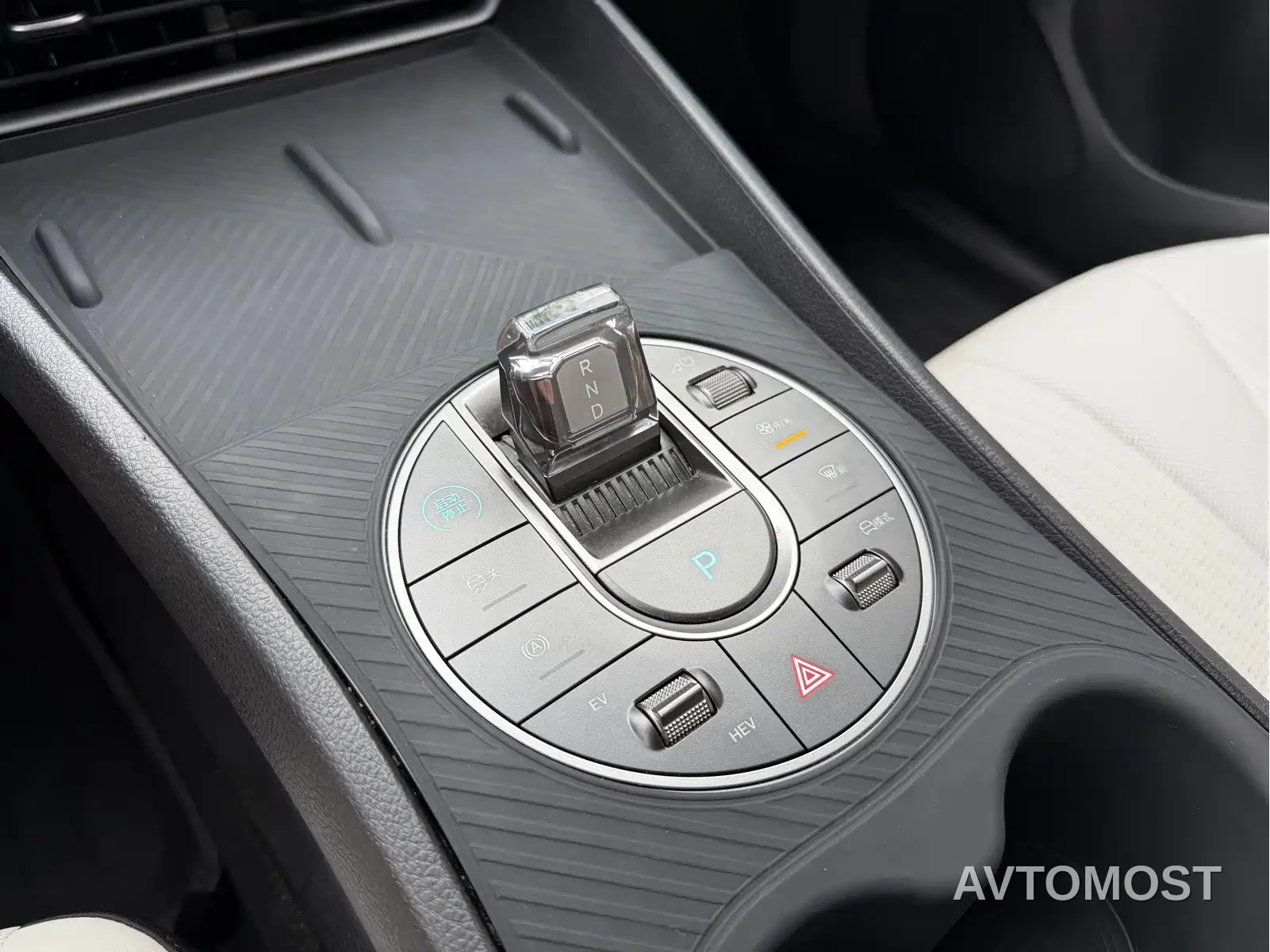 BYD Hai Bao 05 DM-i 2025 DM-i Smart Drive Edition 55KM Luxury — фото 14