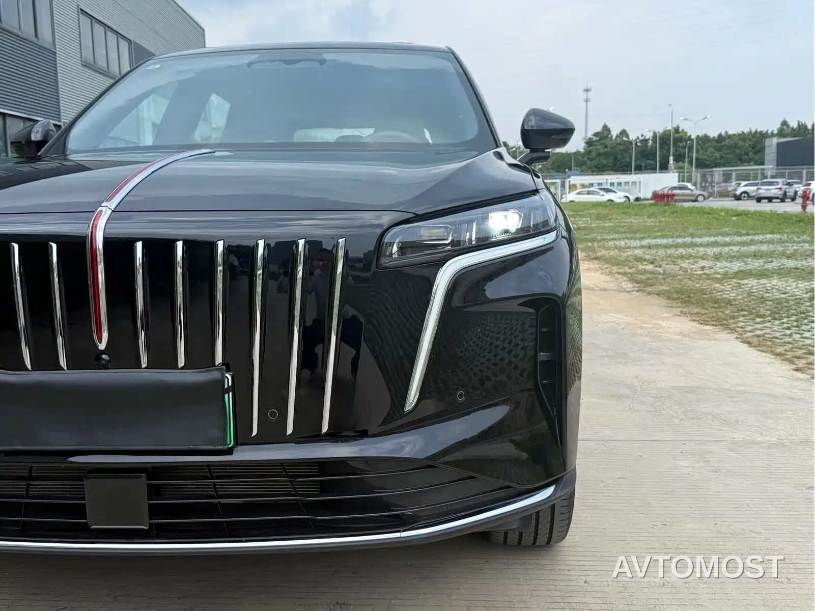 Hongqi HS6 PHEV 2025 High-end Model — фото 3
