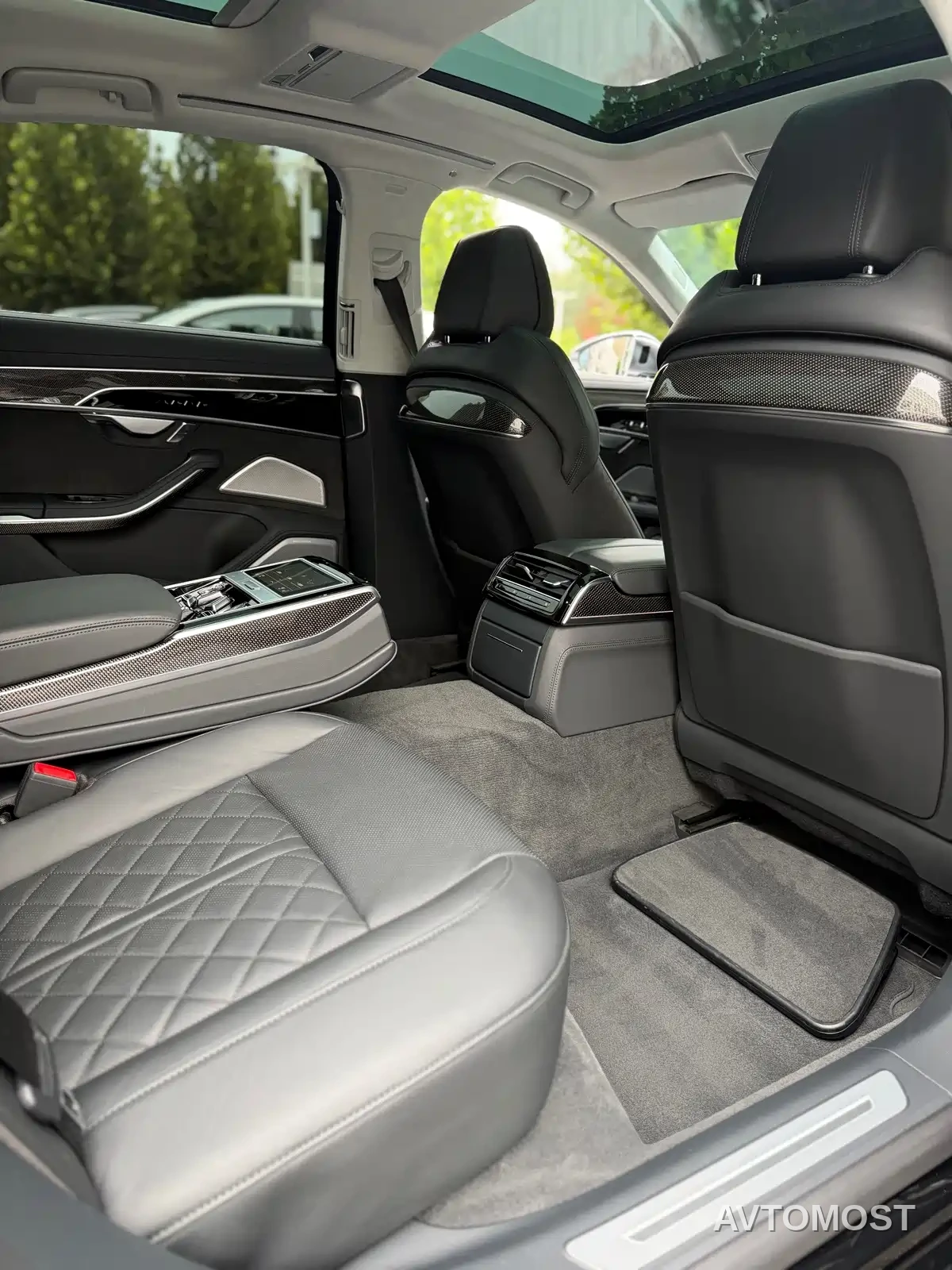 Audi S8 2021 S8L 4.0TFSI quattro — фото 20