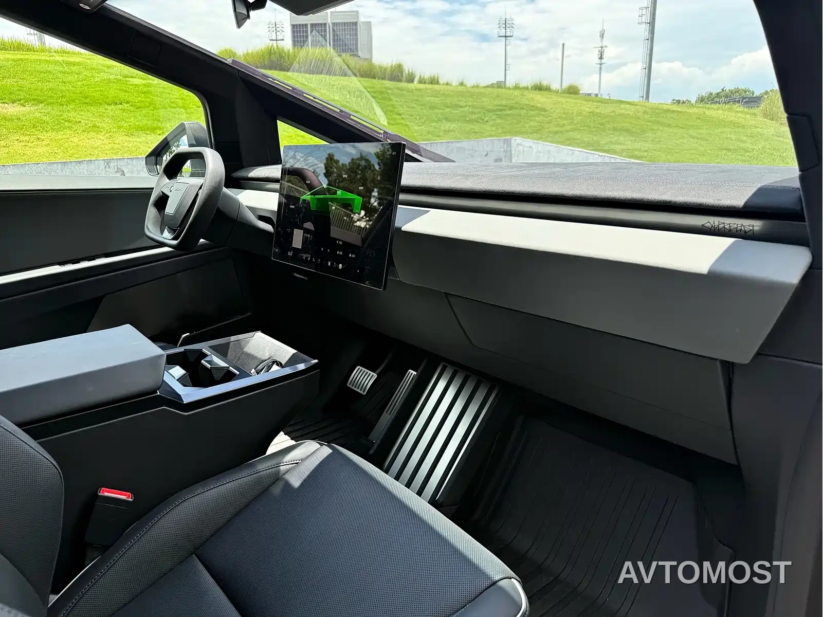 Tesla Cyber Off-Road Traveler 2024 Rear-Wheel Drive — фото 16