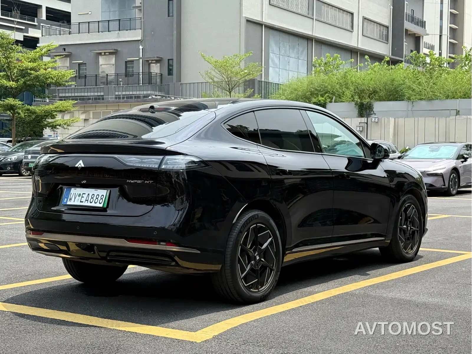 GAC Haobo Hyper HT 2023 670 RWD Ultra High Voltage Edition — фото 9