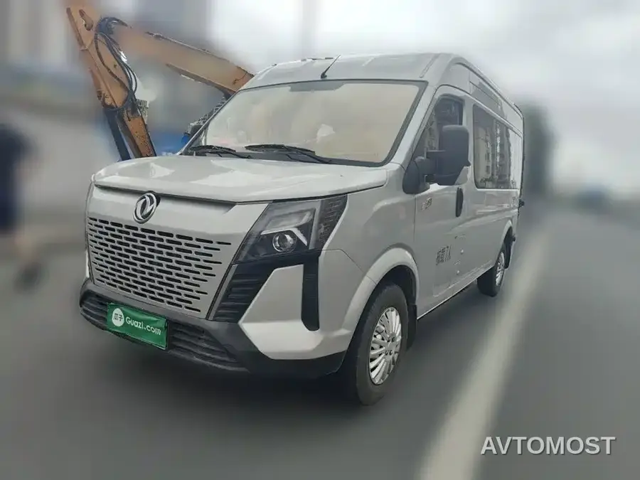 Dongfeng Yufeng 2023 V9+ 2.0T Manual FWD Multi-purpose Medium Wheelbase Medium Roof 7/8/9 Seater