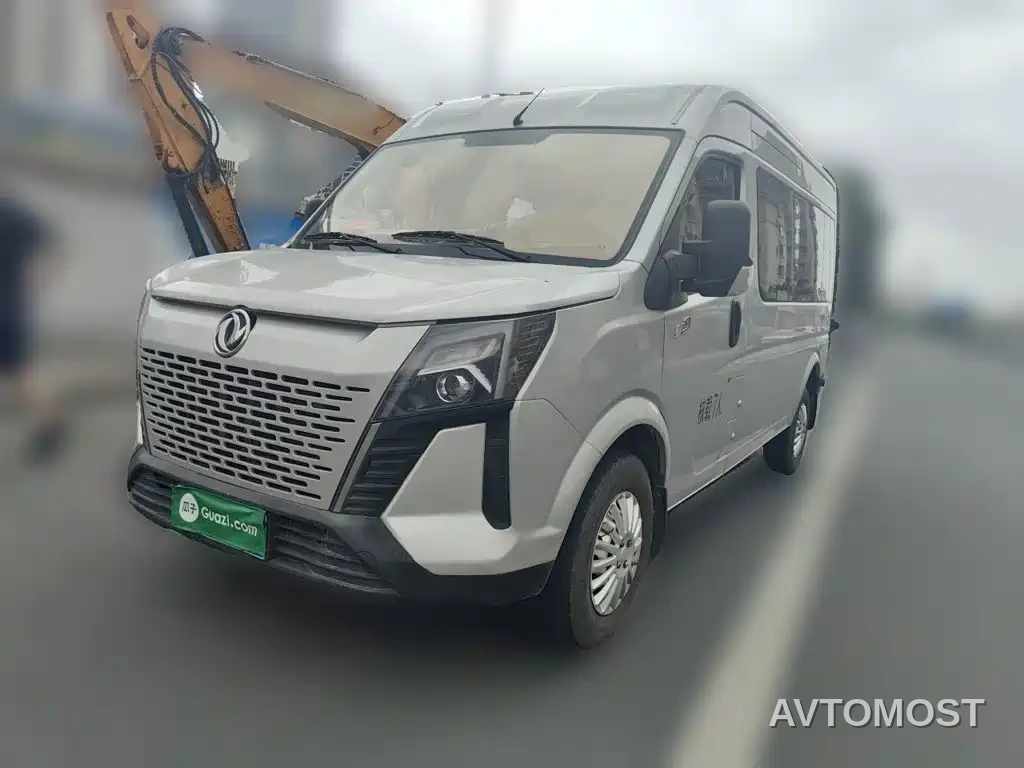 Dongfeng Yufeng 2023 V9+ 2.0T Manual FWD Multi-purpose Medium Wheelbase Medium Roof 7/8/9 Seater — фото 1