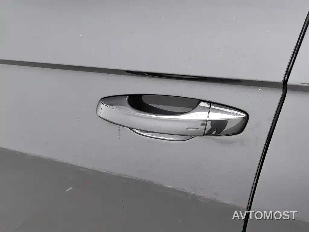Volkswagen Tayron GTE Plug-in Hybrid 2020 Model 1.4T Luxury — фото 15