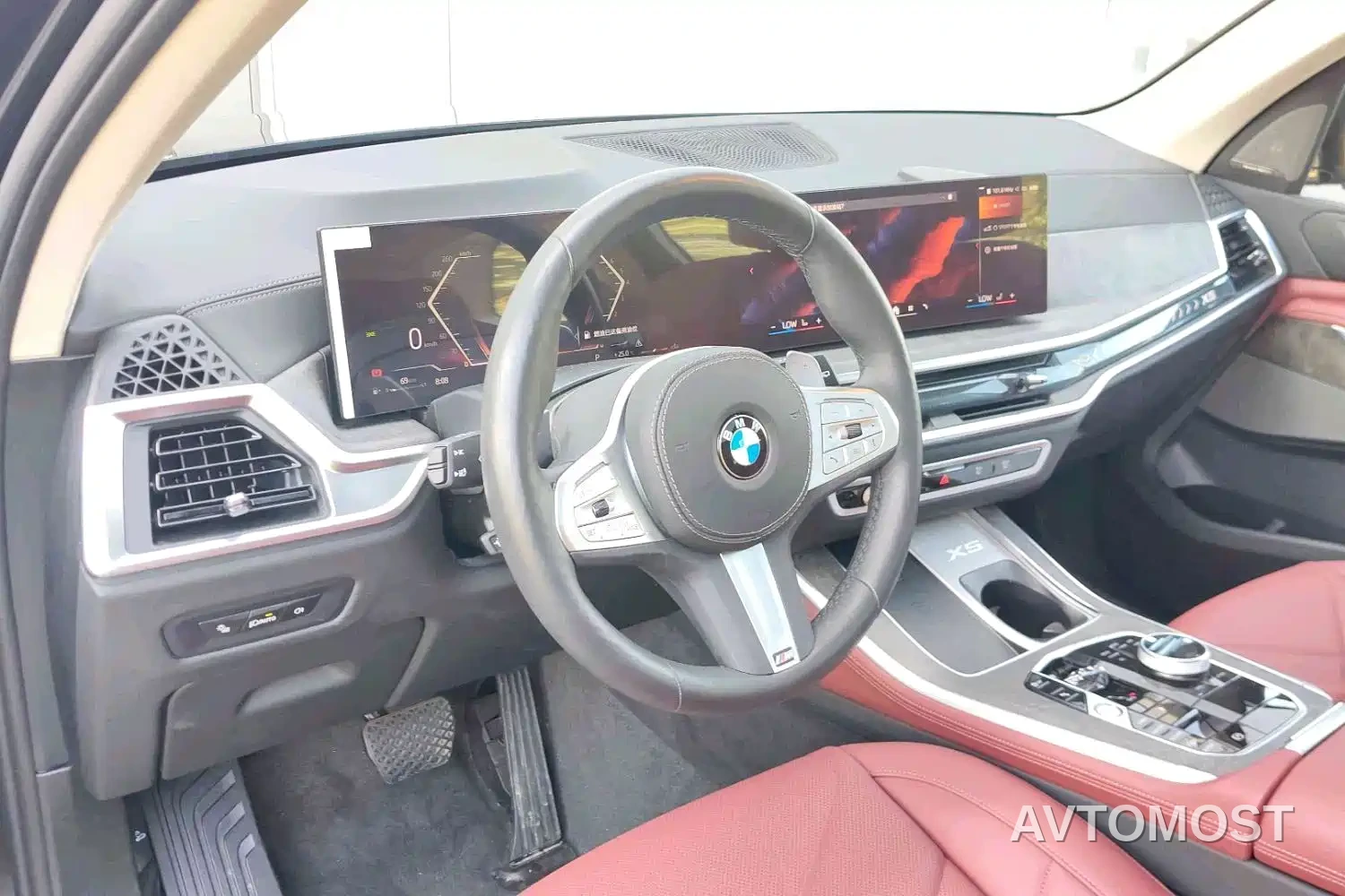 BMW X5 2025 Model xDrive 30Li M Sport Blackout Package — фото 8