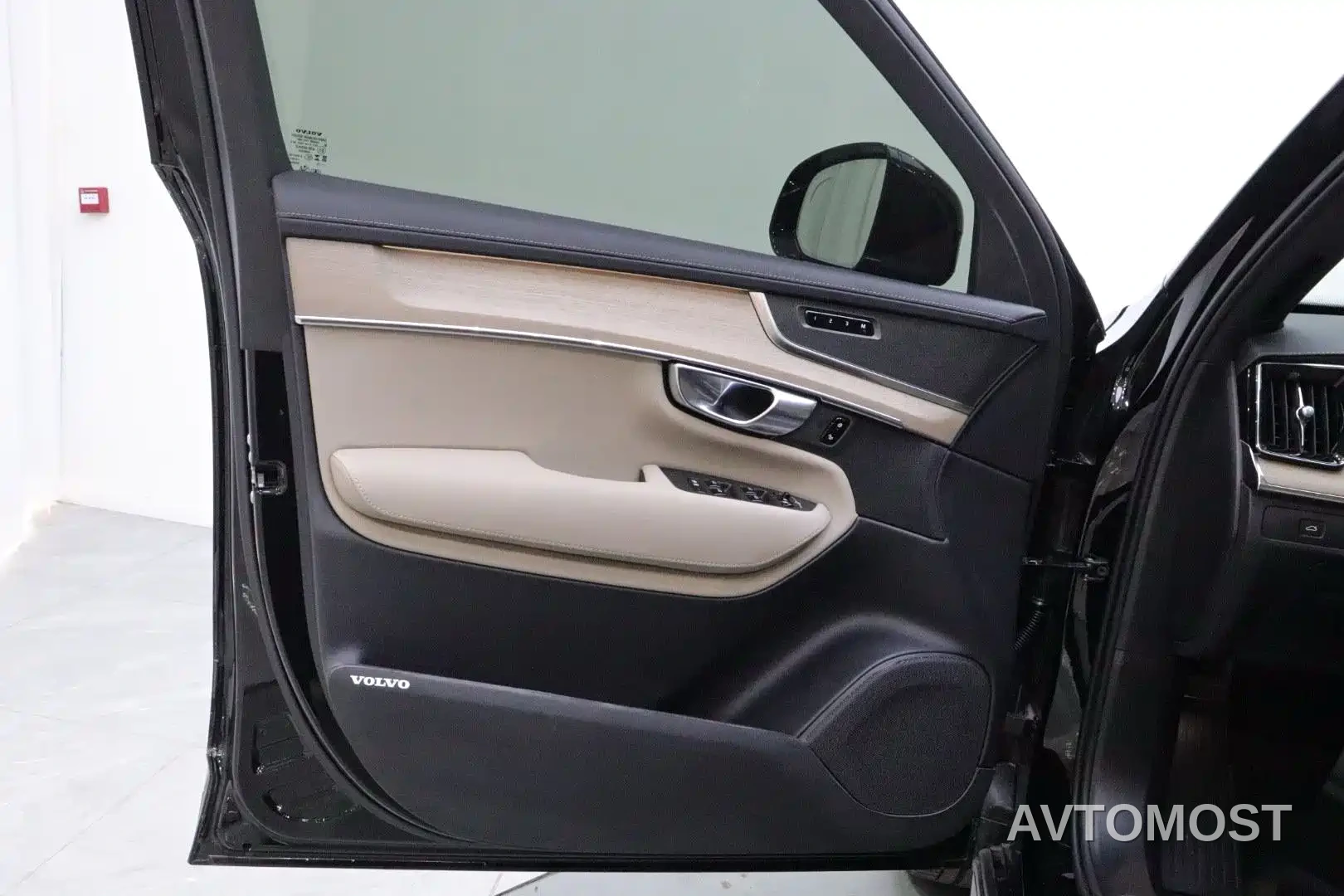 Volvo XC90 2026 B5 AWD Elegance Luxury 5-seater — фото 10