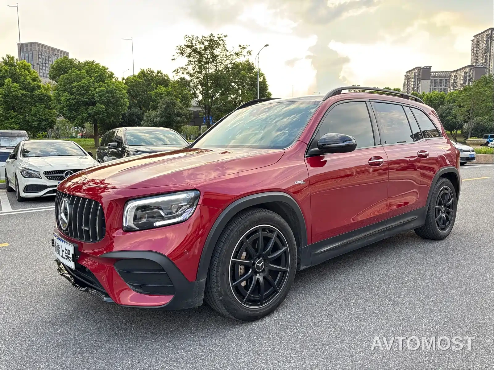 Mercedes-Benz GLB AMG 2021 Facelift AMG GLB 35 4MATIC — фото 1