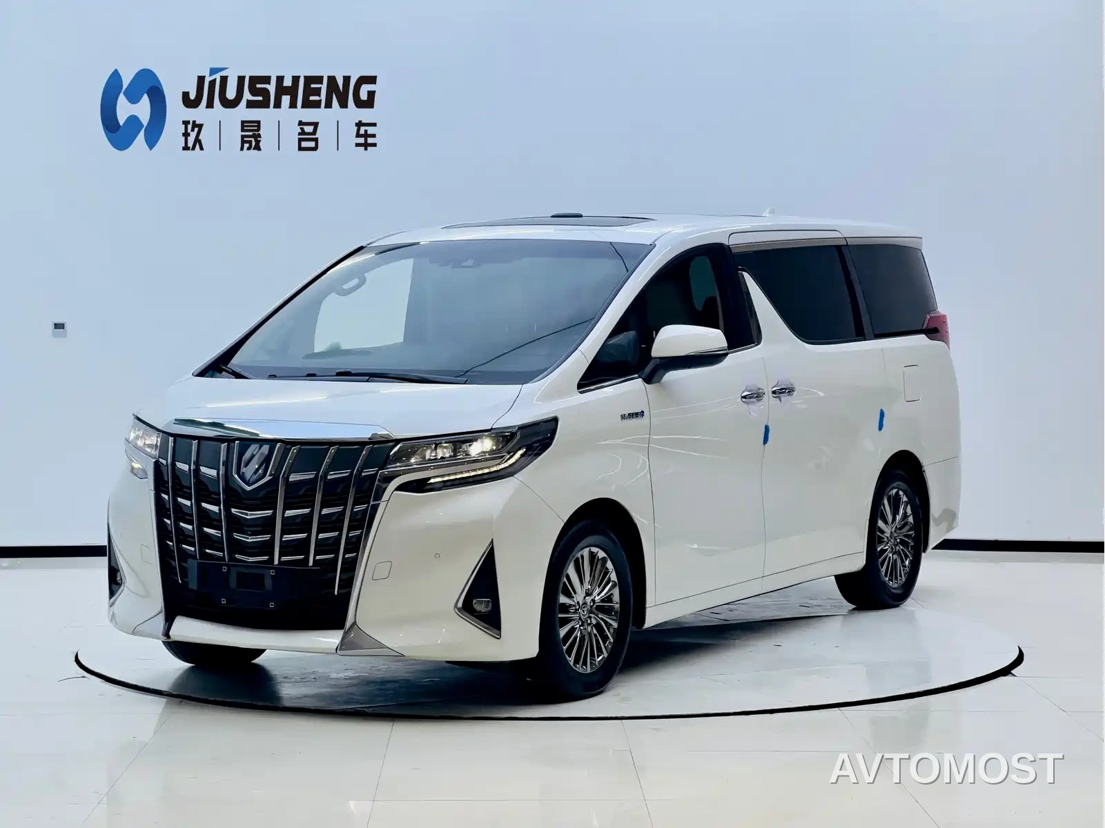 Toyota Alphard 2021 Hybrid 2.5L Luxury — фото 1