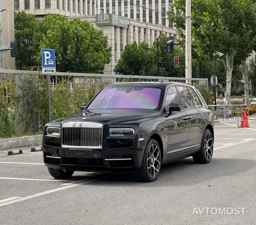 Rolls-Royce Cullinan 2018 4-Seater Version