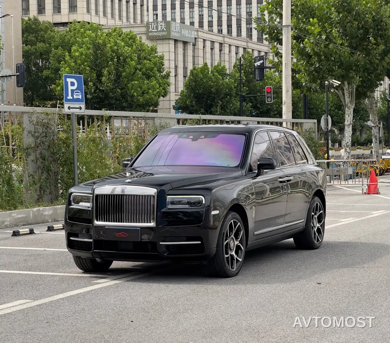 Rolls-Royce Cullinan 2018 4-Seater Version — фото 1