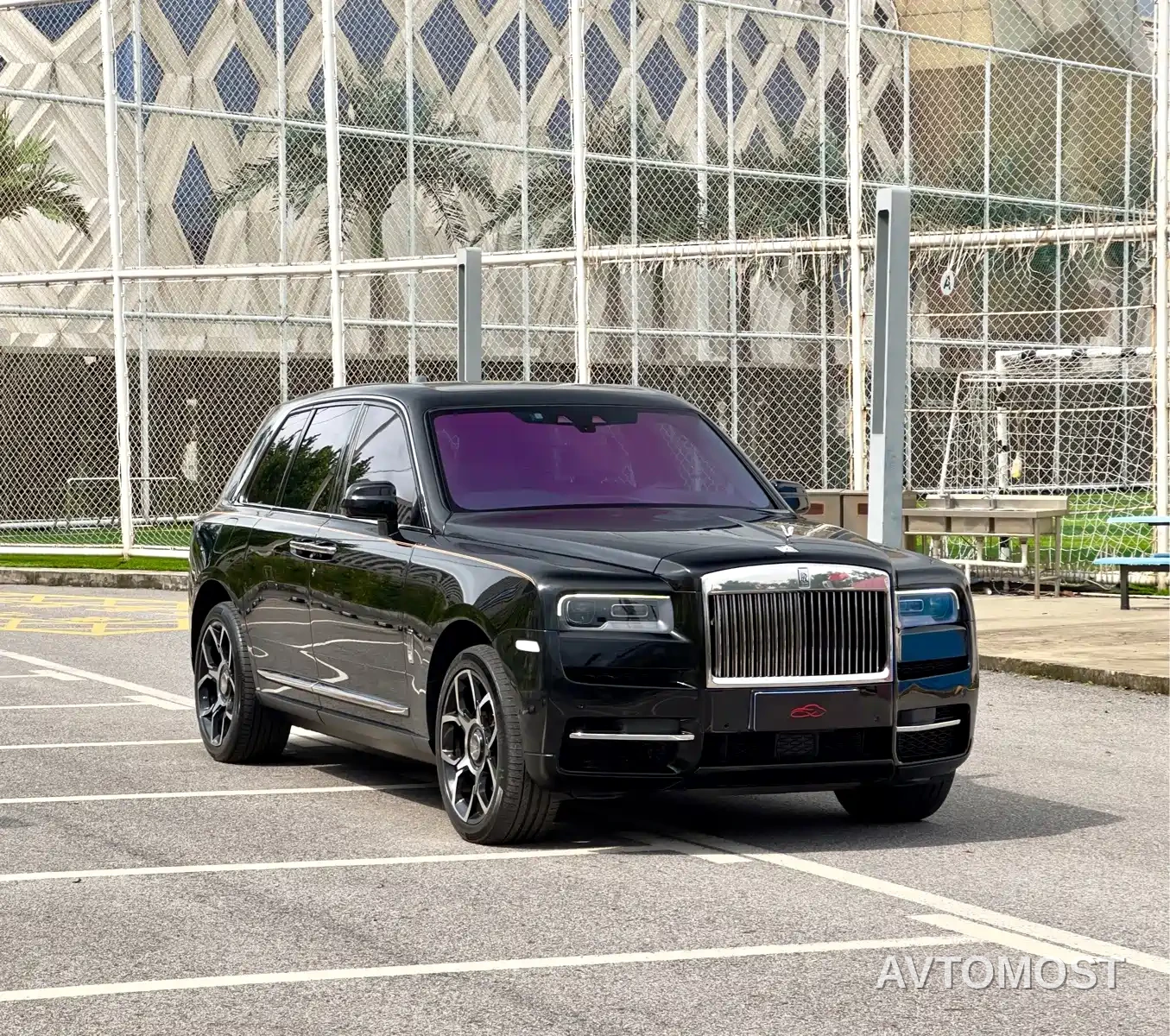 Rolls-Royce Cullinan 2018 4-Seater Version — фото 3