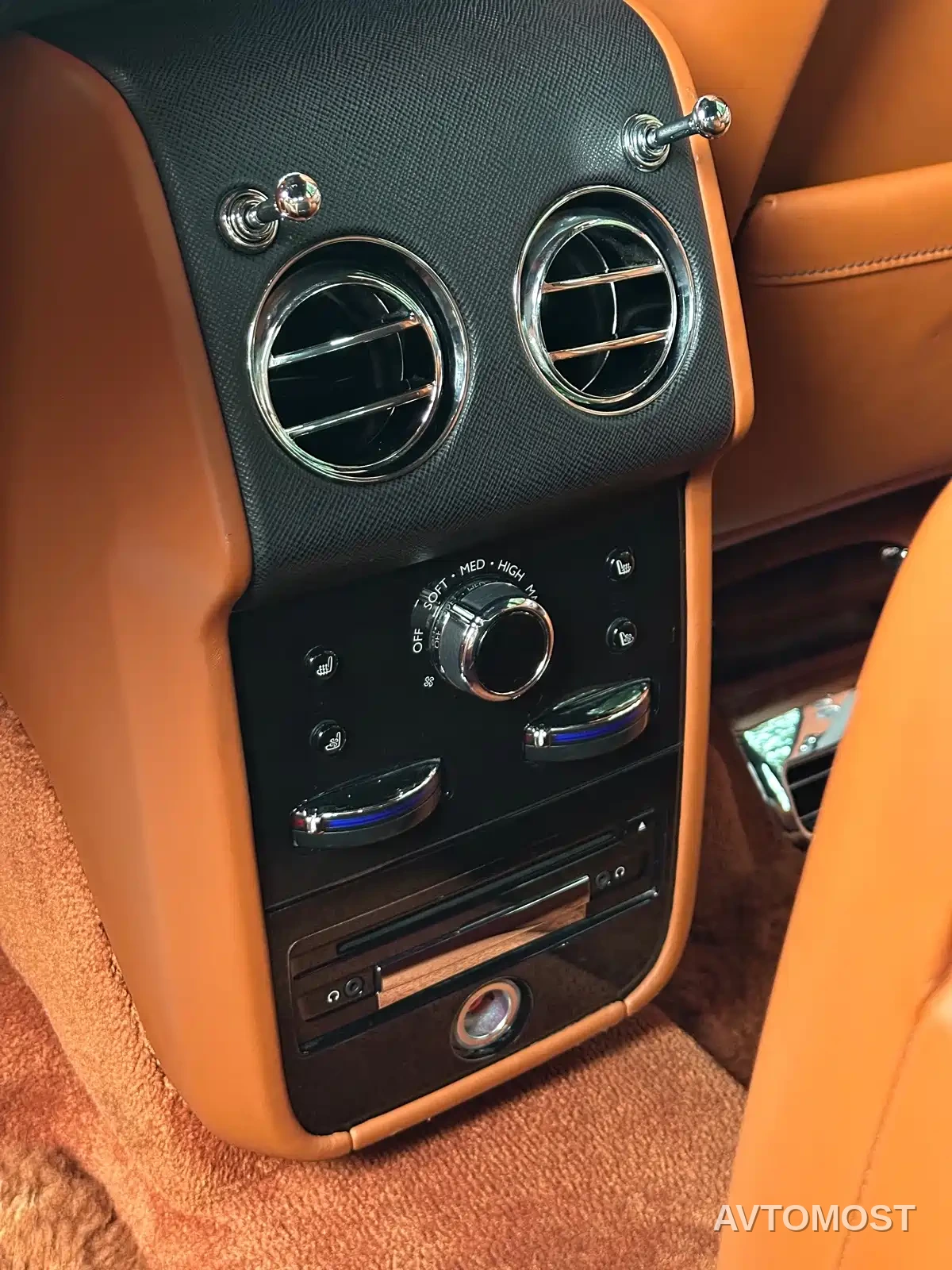 Rolls-Royce Cullinan 2018 4-Seater Version — фото 22