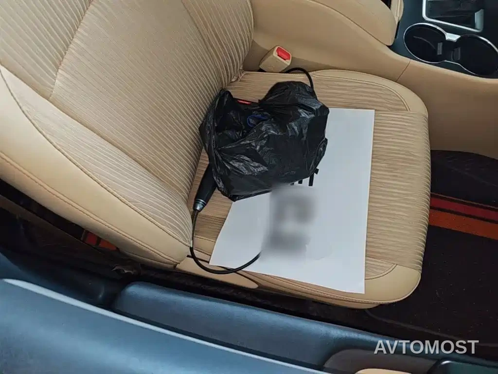Toyota Highlander 2021 2.0T AWD Elite 7-Seater — фото 20