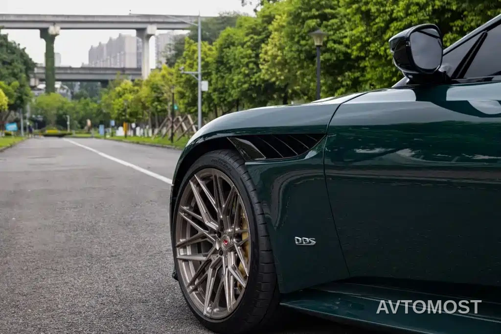 Aston Martin DBS 2020 DBS Superleggera V12 Coupe — фото 12