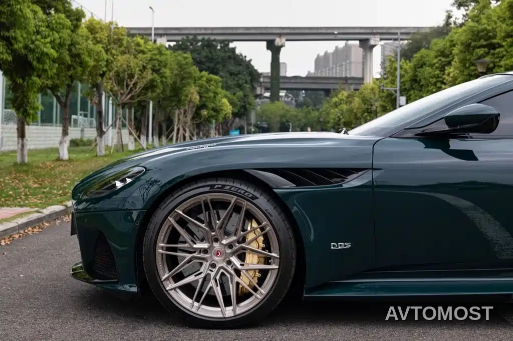 Aston Martin DBS 2020 DBS Superleggera V12 Coupe — фото 16