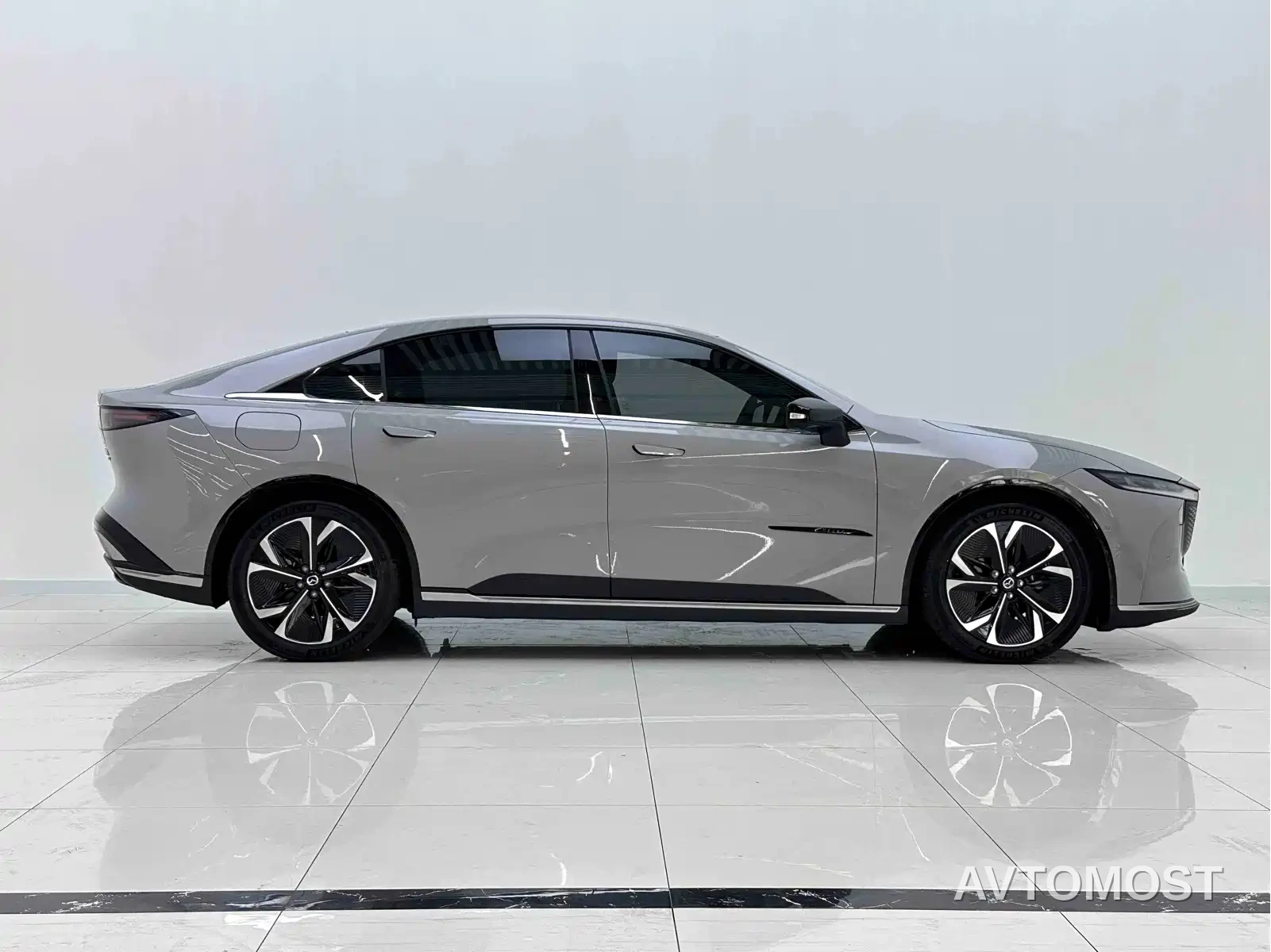Mazda EZ-6 2024 Pure Electric 600 Intelligent Premium Edition — фото 5